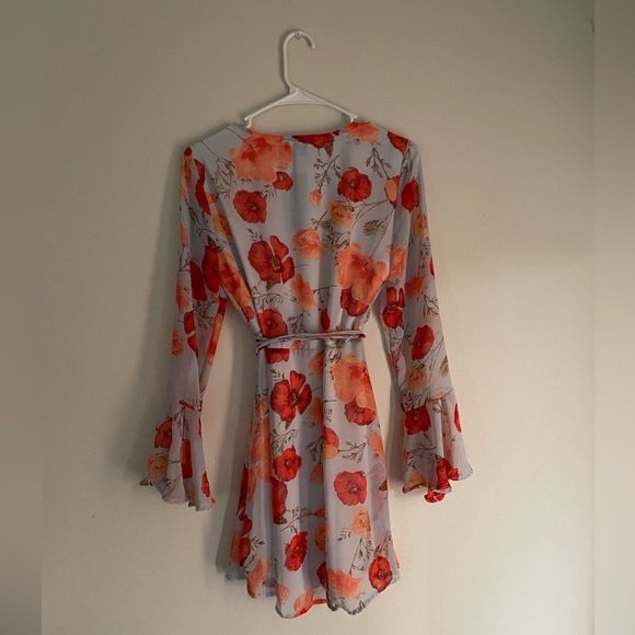 *NWT* Lulus blue and red/orange Floral Long sleeve wrap summer mini dress size S - Picture 3 of 6